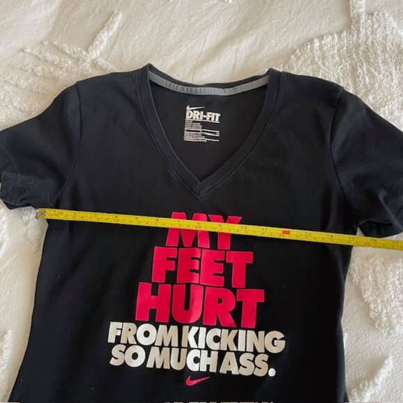 Nike Dri Fit Womens Small Slim Fit Graphic Athletic Tee - Picture 6 of 7